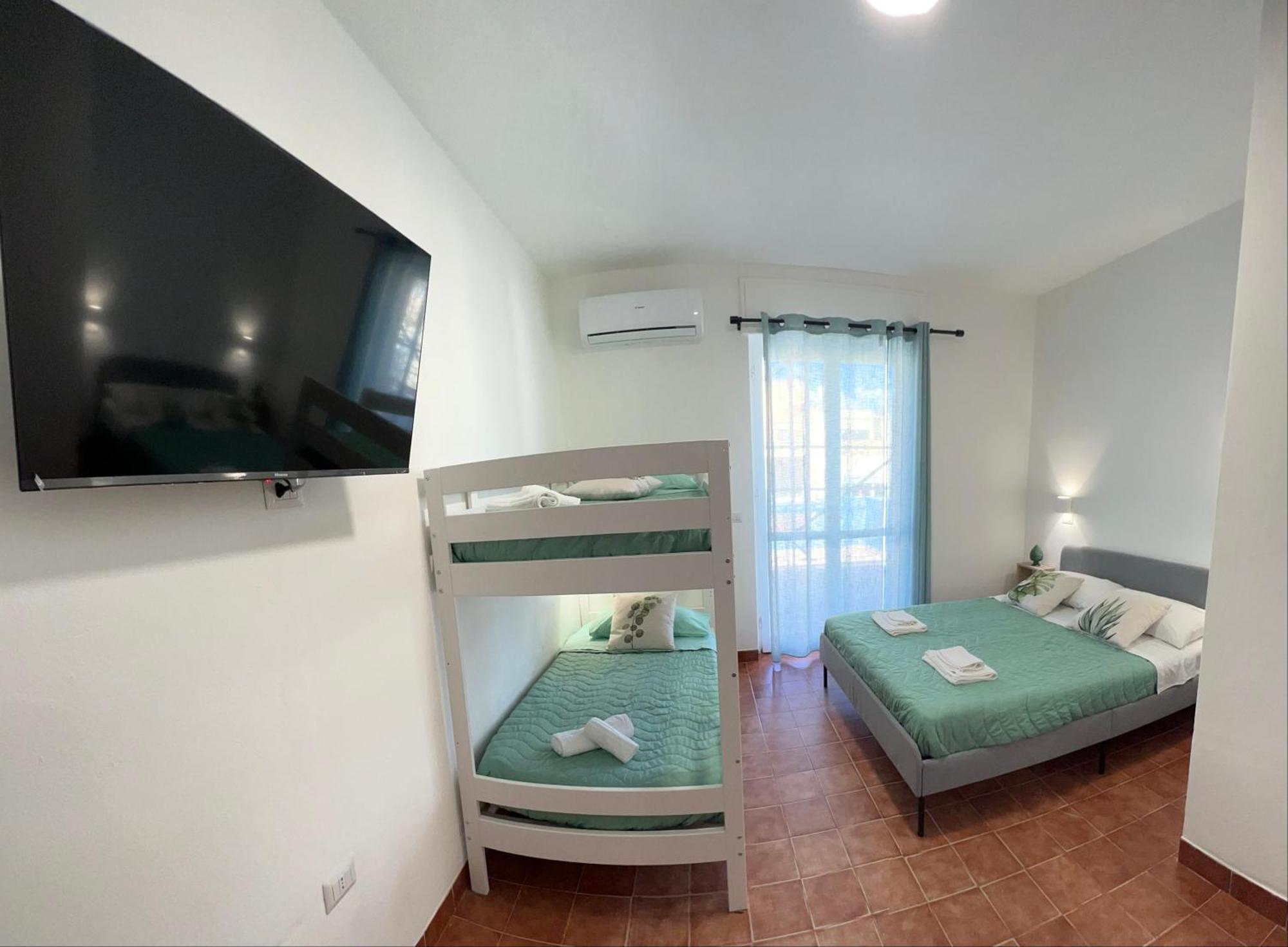 Blue Terrace Guest House Альгеро Екстер'єр фото