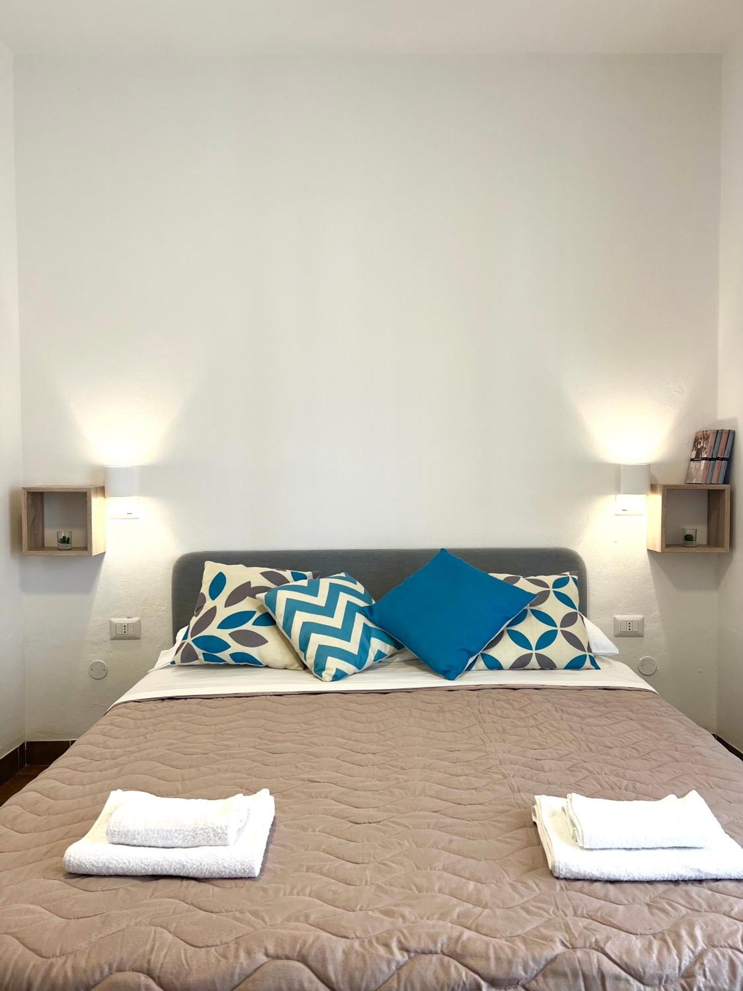 Blue Terrace Guest House Альгеро Екстер'єр фото
