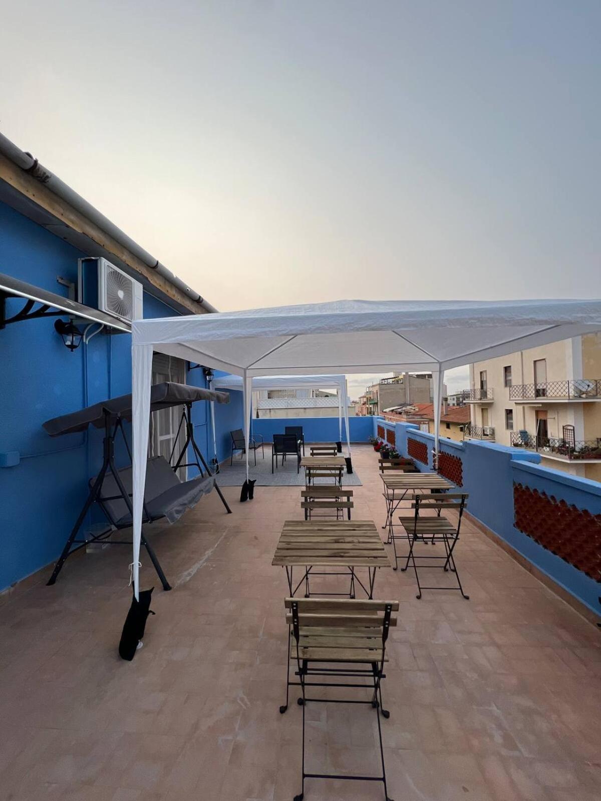 Blue Terrace Guest House Альгеро Екстер'єр фото